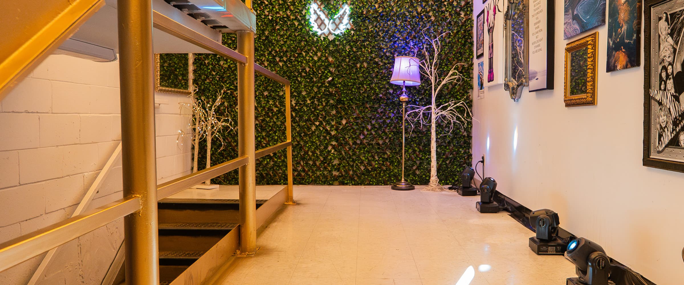 777 Lobby platform and gold staircase